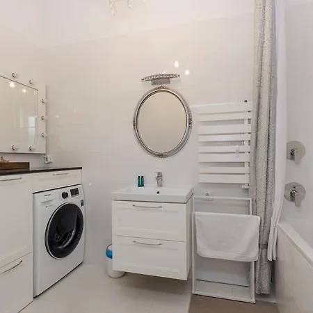 Shortstaypoland Mała B169